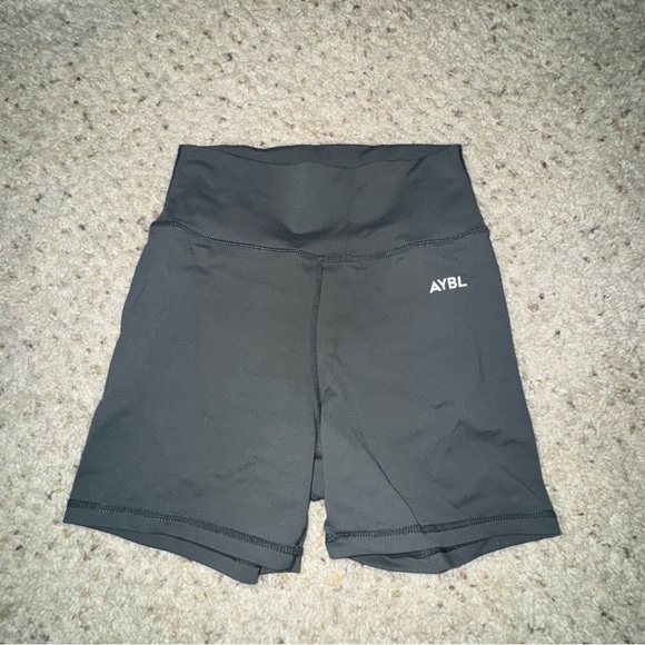 AYBL Core Short - Picture 2 of 3